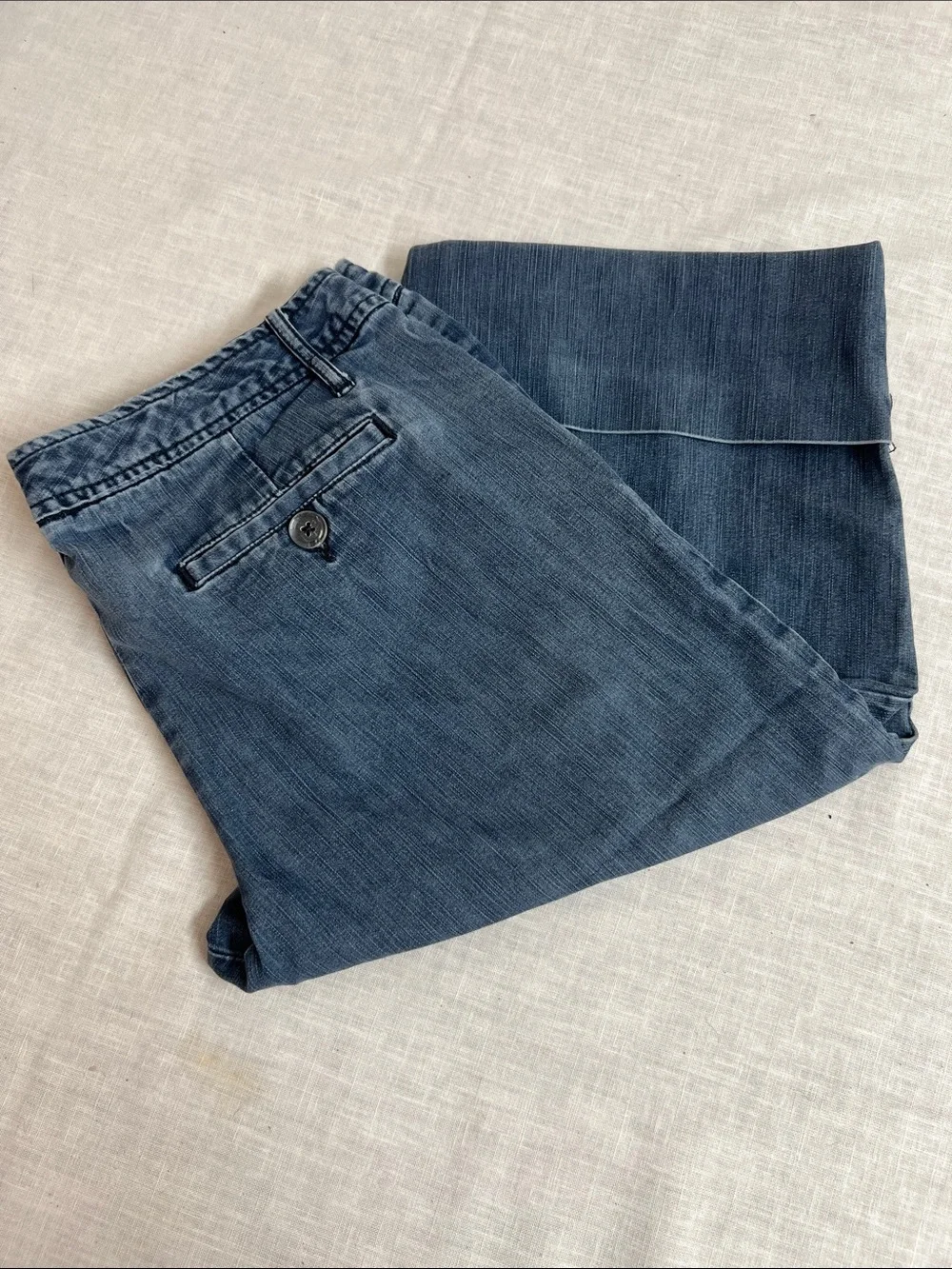 🌞 Gap Vintage 90s y2k Blue Denim Bermuda Shorts with a big cuff women size 12